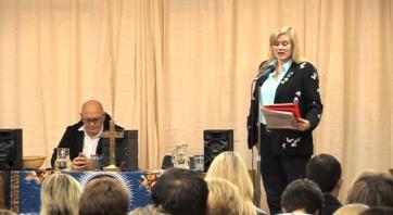 Visiting a Spiritualist